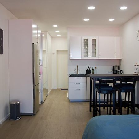 Studio Apartment In The Heart Of Riga Old Town Kültér fotó
