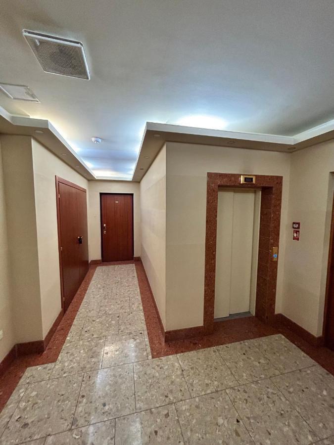 Studio Apartment In The Heart Of Riga Old Town Kültér fotó